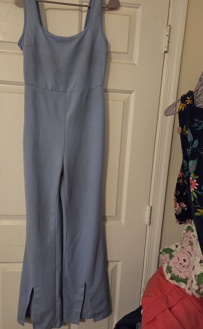 SHEIN Powder Blue Sleeveless Scoop-Neck Jumpsuit
